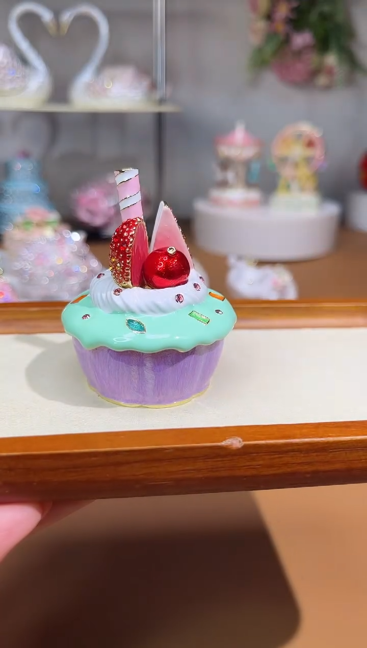 【闪购商品】易尚宝珐琅彩首饰盒