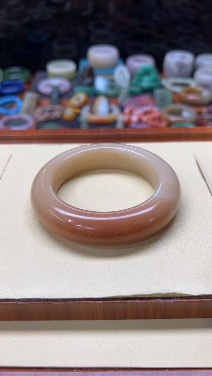 未镶嵌手镯石英质玉木**明150