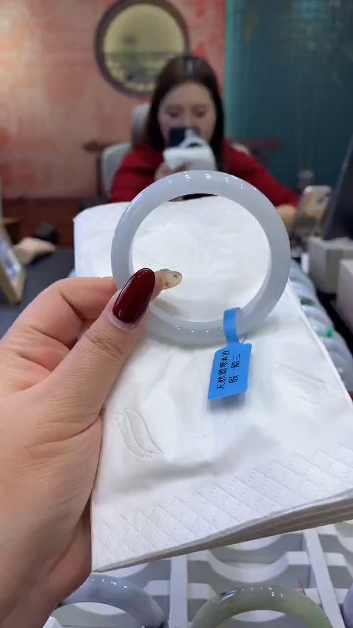 【闪购商品】翡翠手镯未镶嵌多人0017643