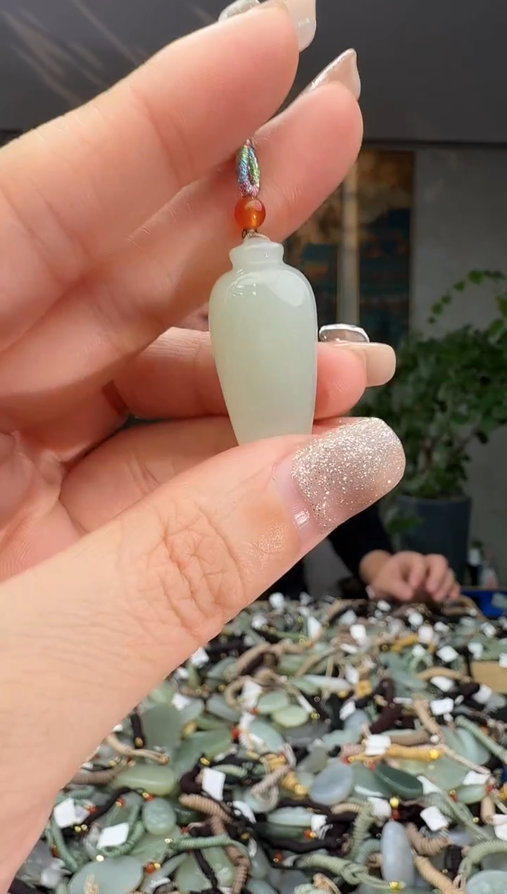 颈饰未镶嵌和田玉拍一发一多样性发货