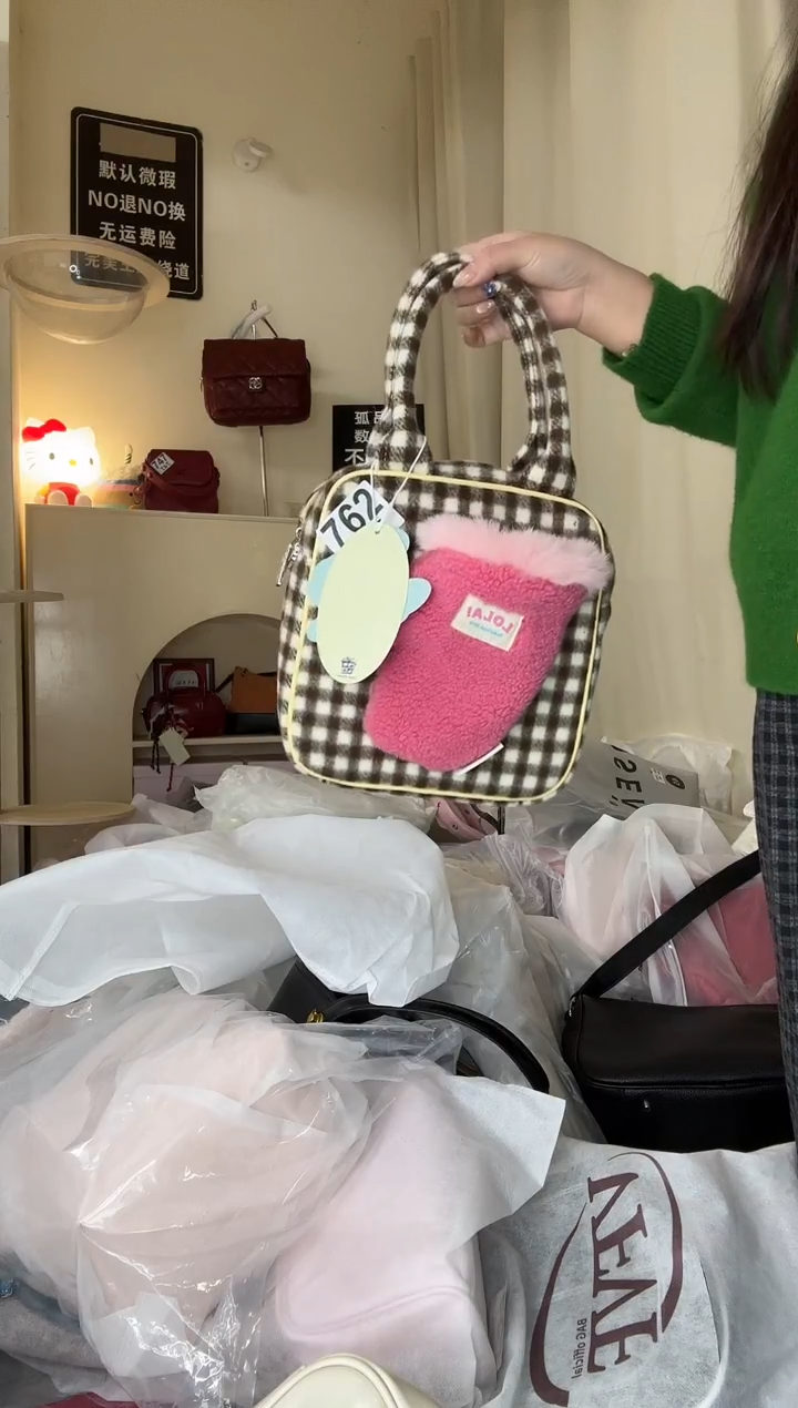 PU以直播链接为准 默认微瑕762 没肩带