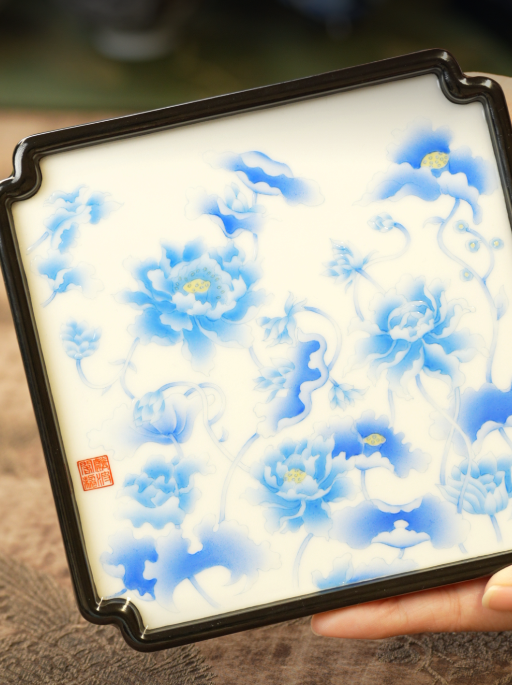 麟波阁丨墨韵荷花壶承