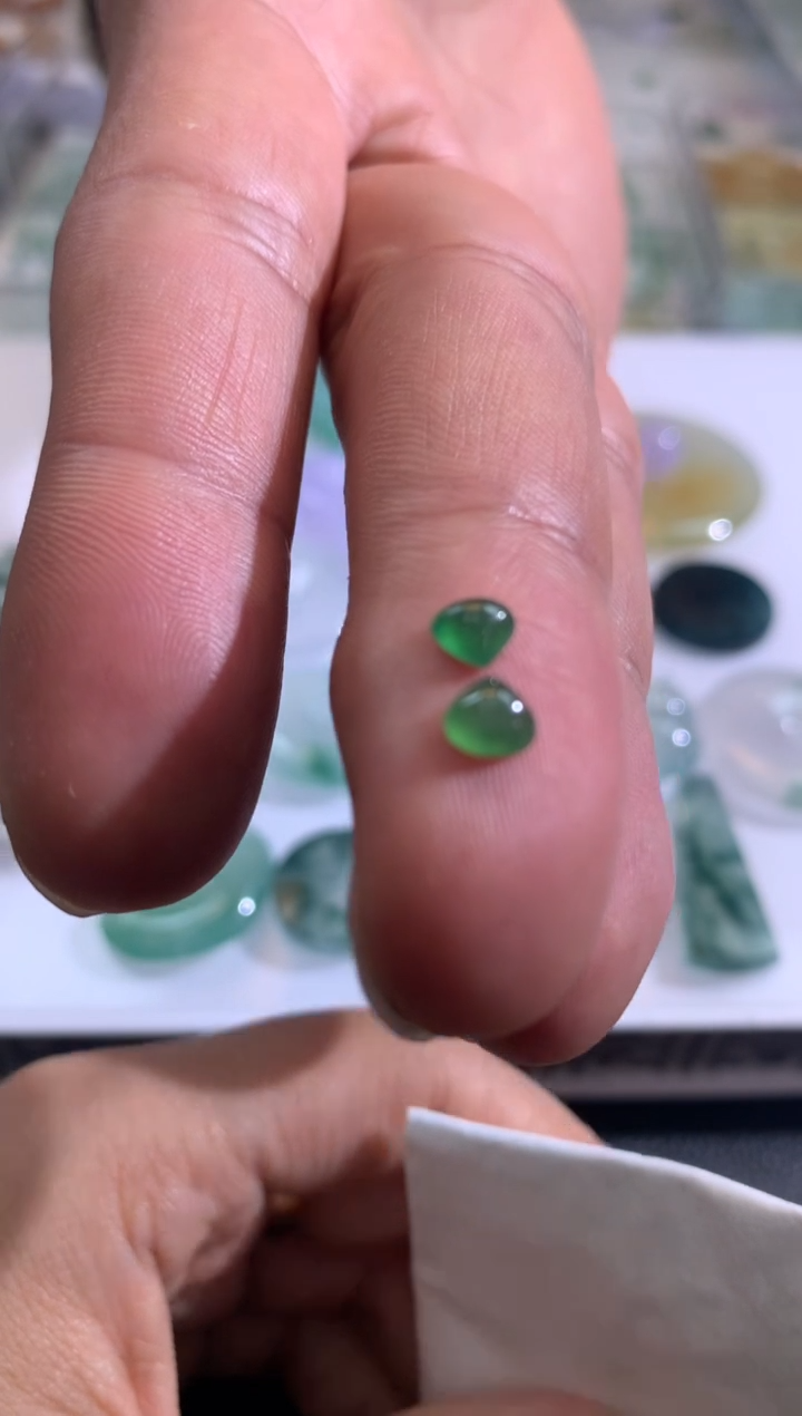 【闪购商品】定制翡翠未镶嵌翡翠