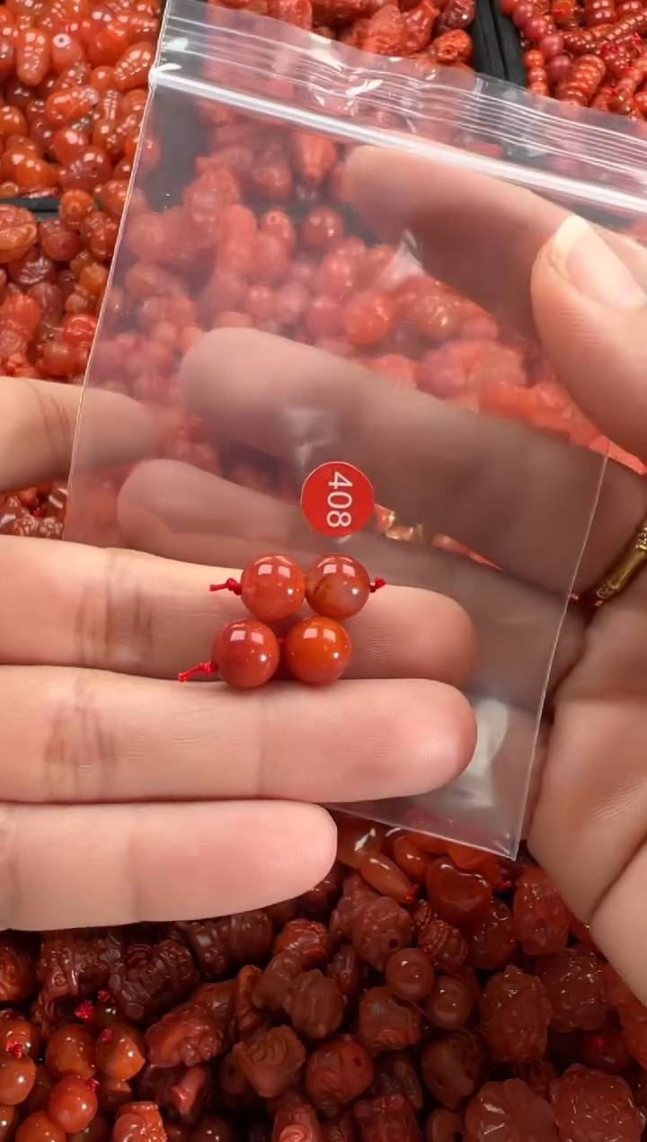 【闪购商品】南红玛瑙颈饰未镶嵌1