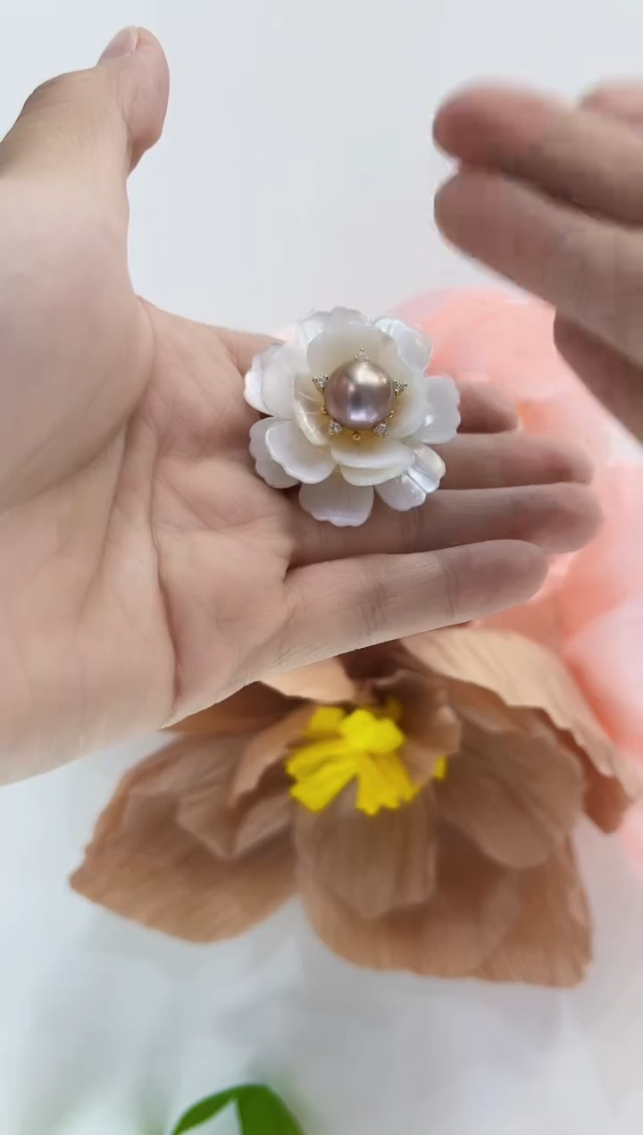 【闪购商品】淡水珍珠胸饰未镶嵌卡曼  胸针