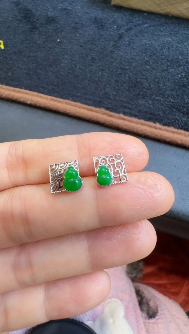 【闪购商品】翡翠耳饰18K金镶嵌00003800