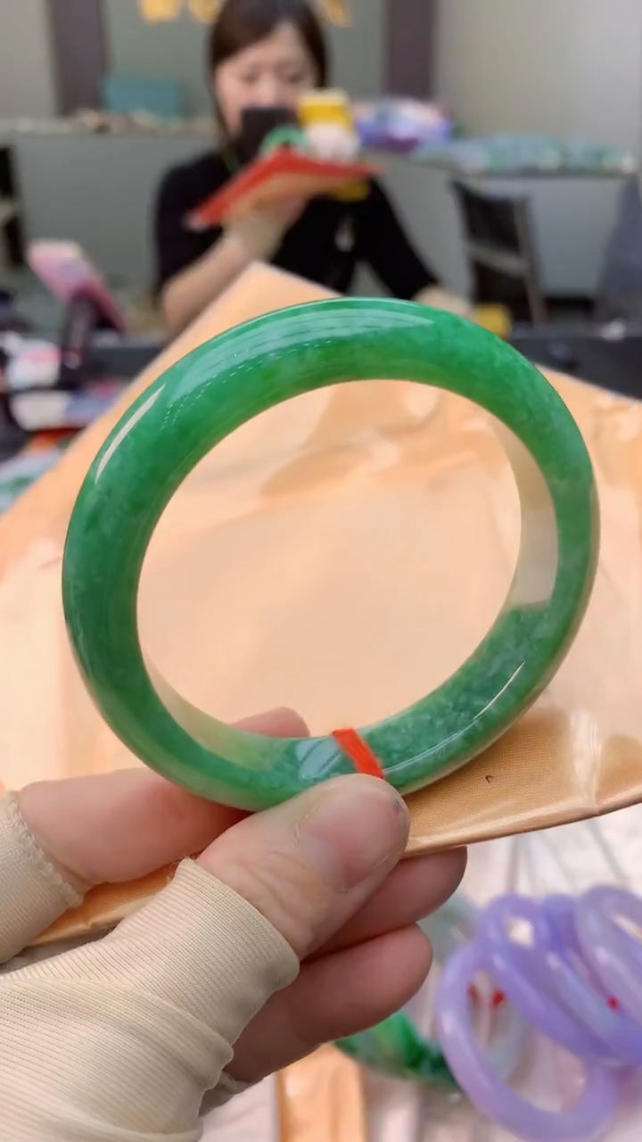 未镶嵌手镯翡翠0601243519