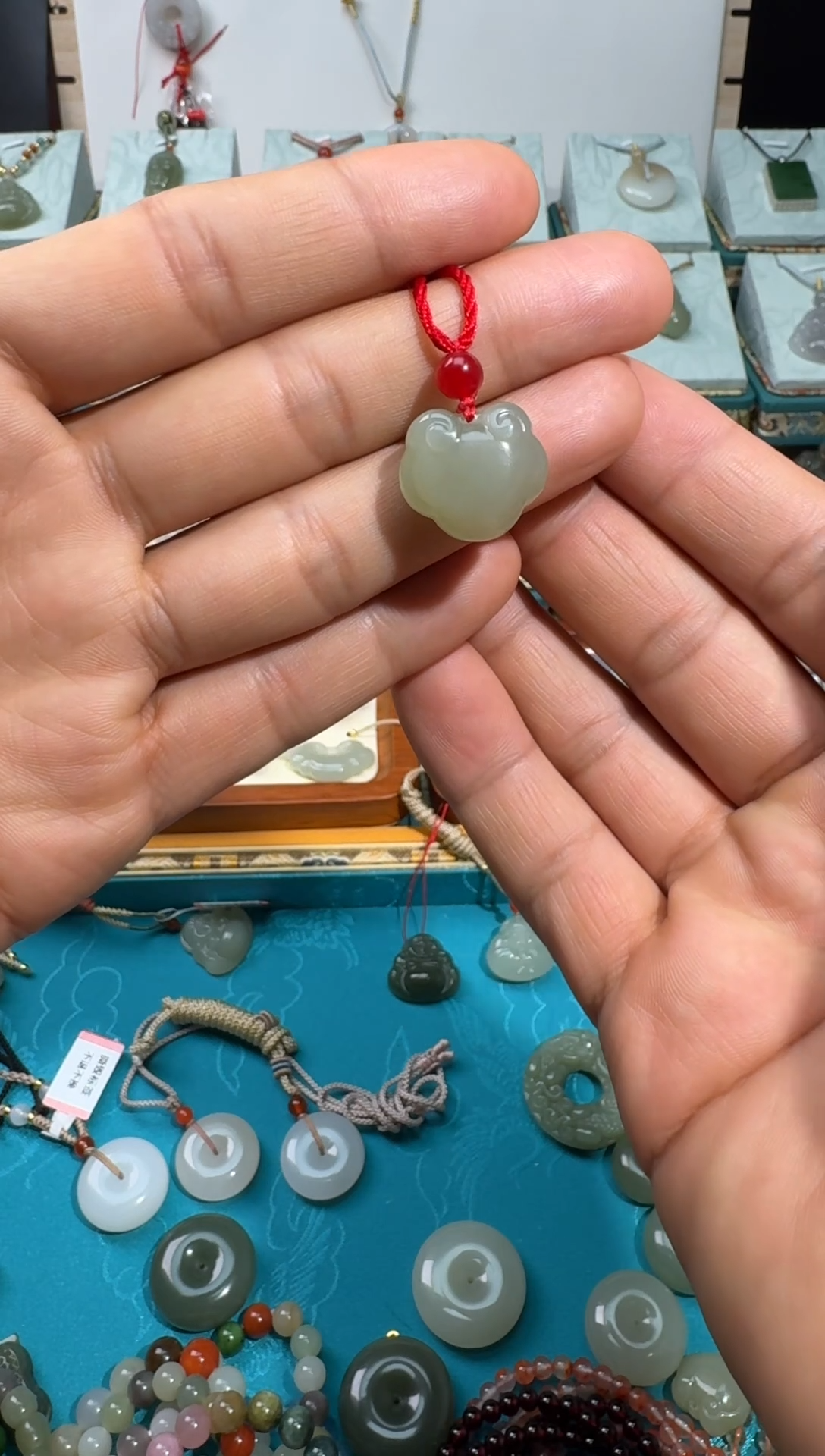 【闪购商品】和田玉颈饰未镶嵌宝宝锁