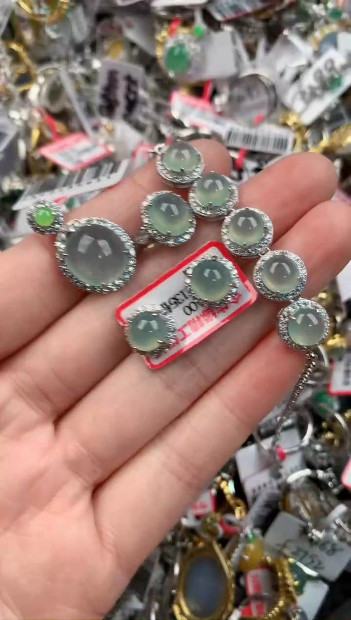 银S925镶嵌戒指翡翠777             6