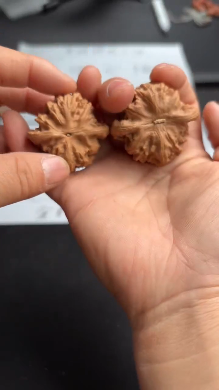 吊坠文玩核桃霞云岭  96