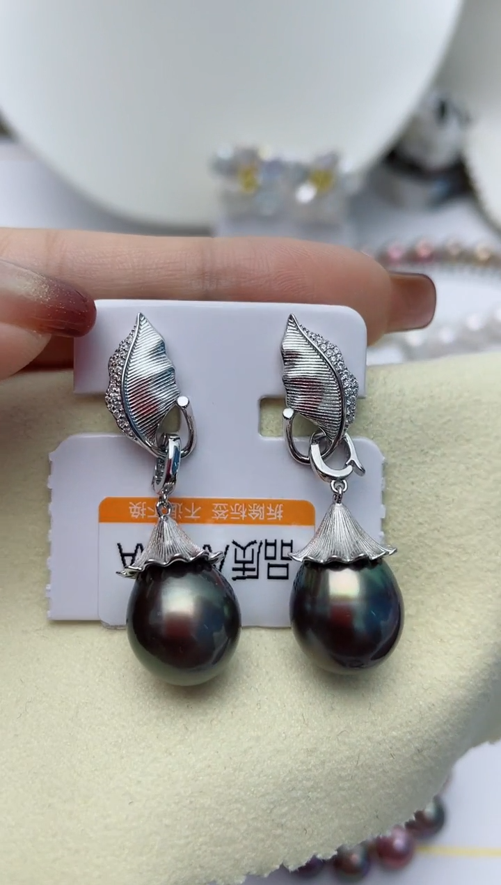 【闪购商品】海水珍珠耳饰银S925镶嵌W110