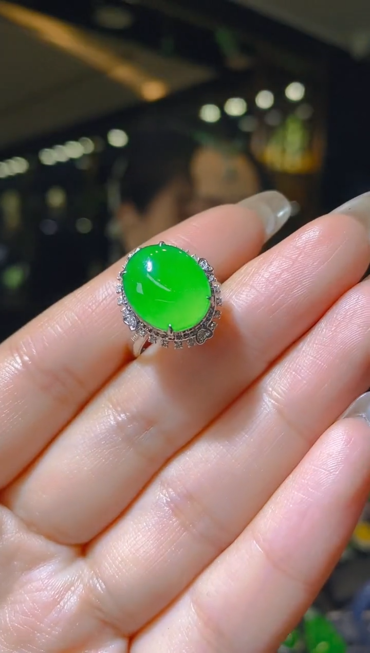 【闪购商品】翡翠戒指18K金镶嵌011