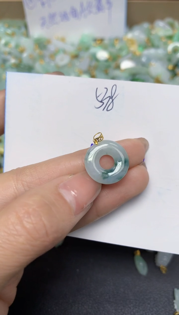 【闪购商品】翡翠颈饰18K金镶嵌天然翡翠A货