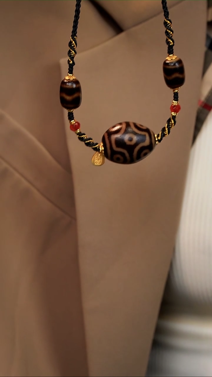 【闪购商品】玛瑙/玉髓颈饰银S925镀金镶嵌十字九