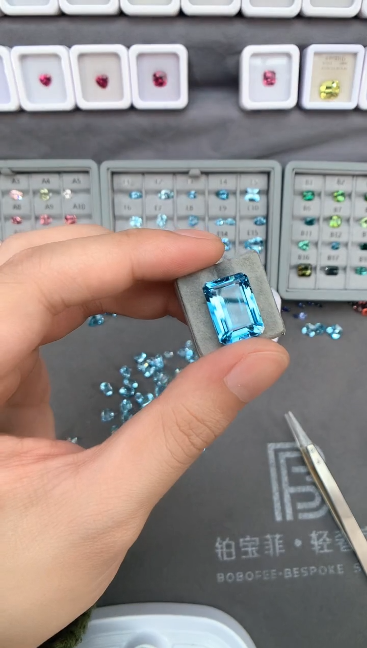 【闪购商品】定制托帕石裸石未镶嵌20.45ct