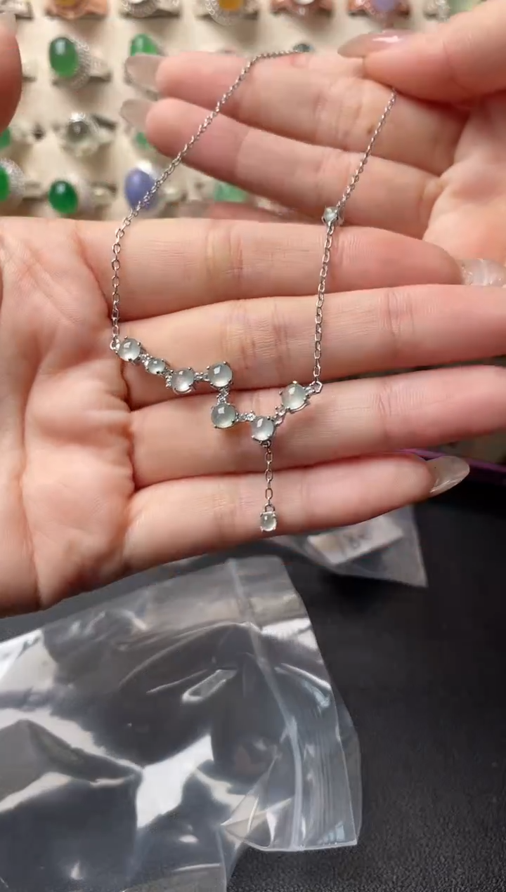 【闪购商品】翡翠吊坠(赠链)银S925镶嵌一物一证一礼盒