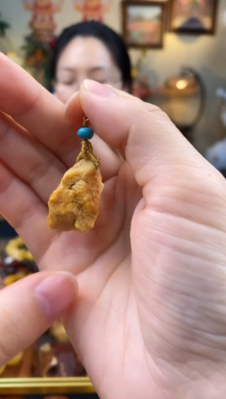 【闪购商品】未镶嵌琥珀颈饰吊坠
