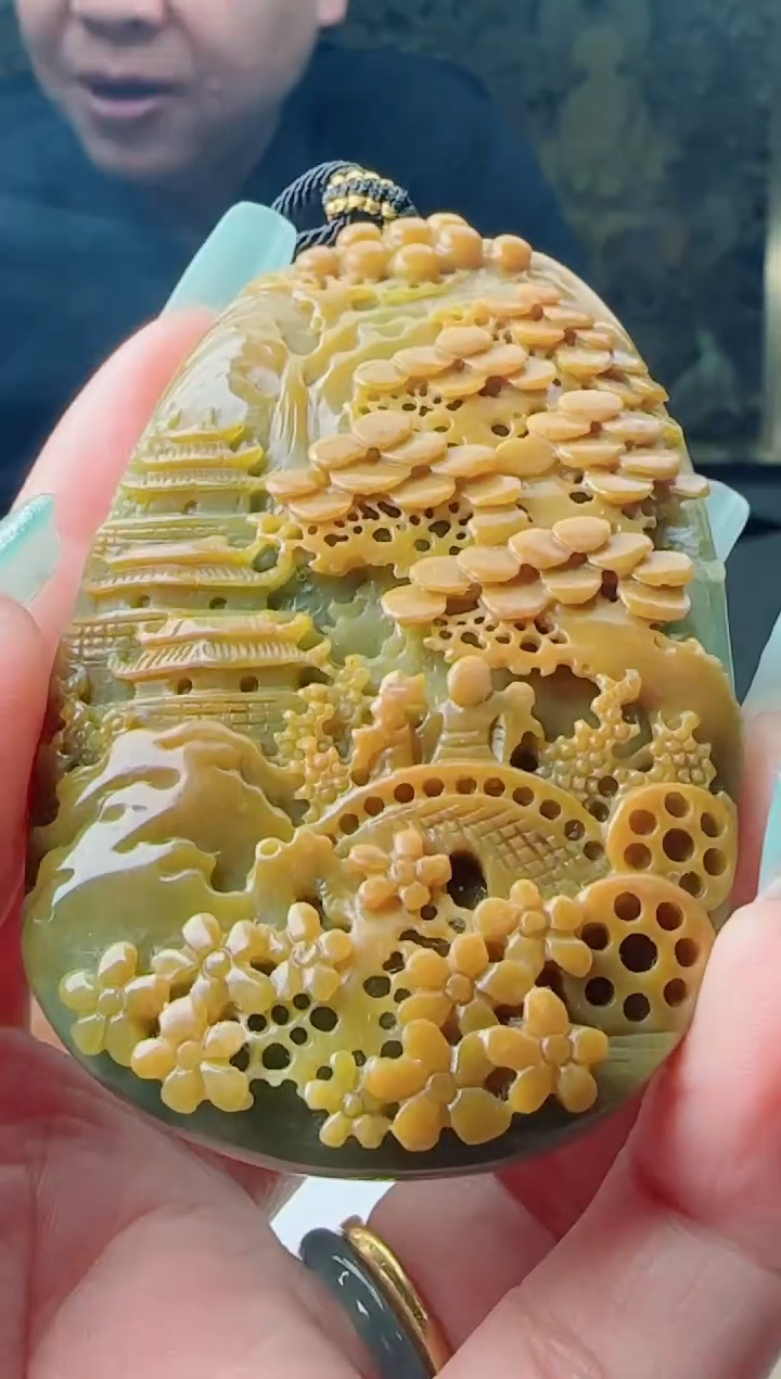 【闪购商品】翡翠颈饰未镶嵌11111111