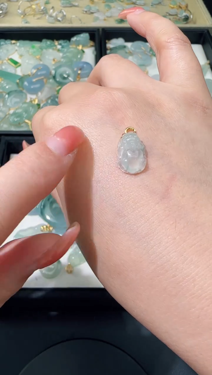 【闪购商品】翡翠颈饰18K金镶嵌TZG0119064