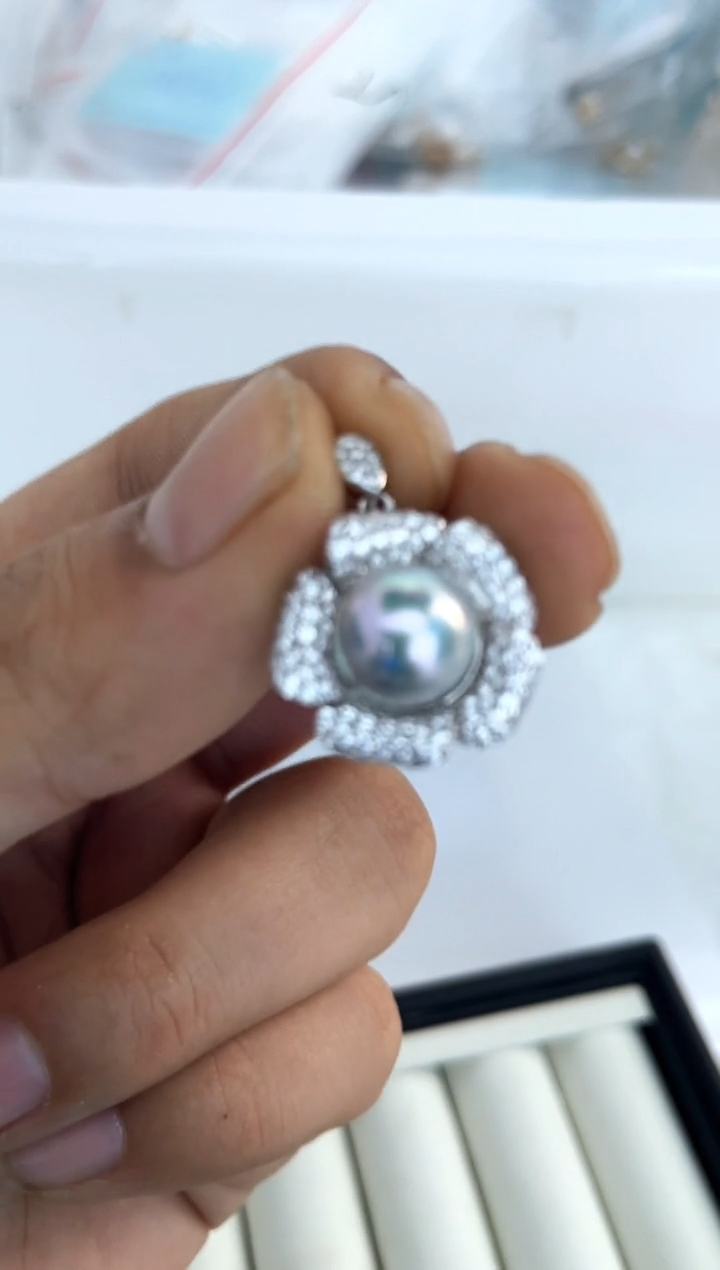 【闪购商品】海水珍珠颈饰银S925镶嵌吊坠