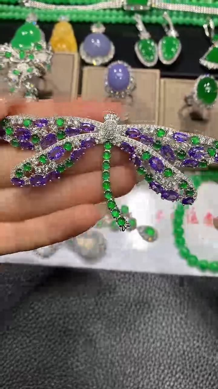 【闪购商品】翡翠吊坠(不含链)银S925镶嵌8多人多样性随机发货1件