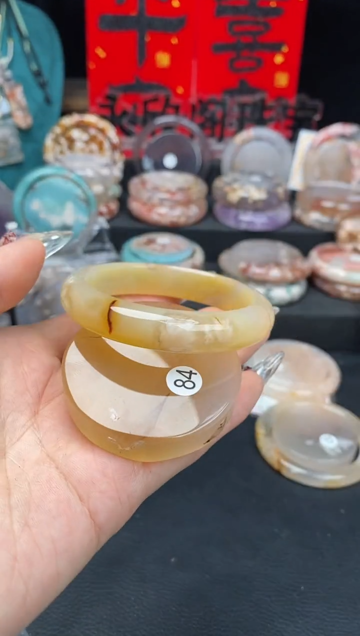 【闪购商品】石英质玉手镯（圆镯）未镶嵌53