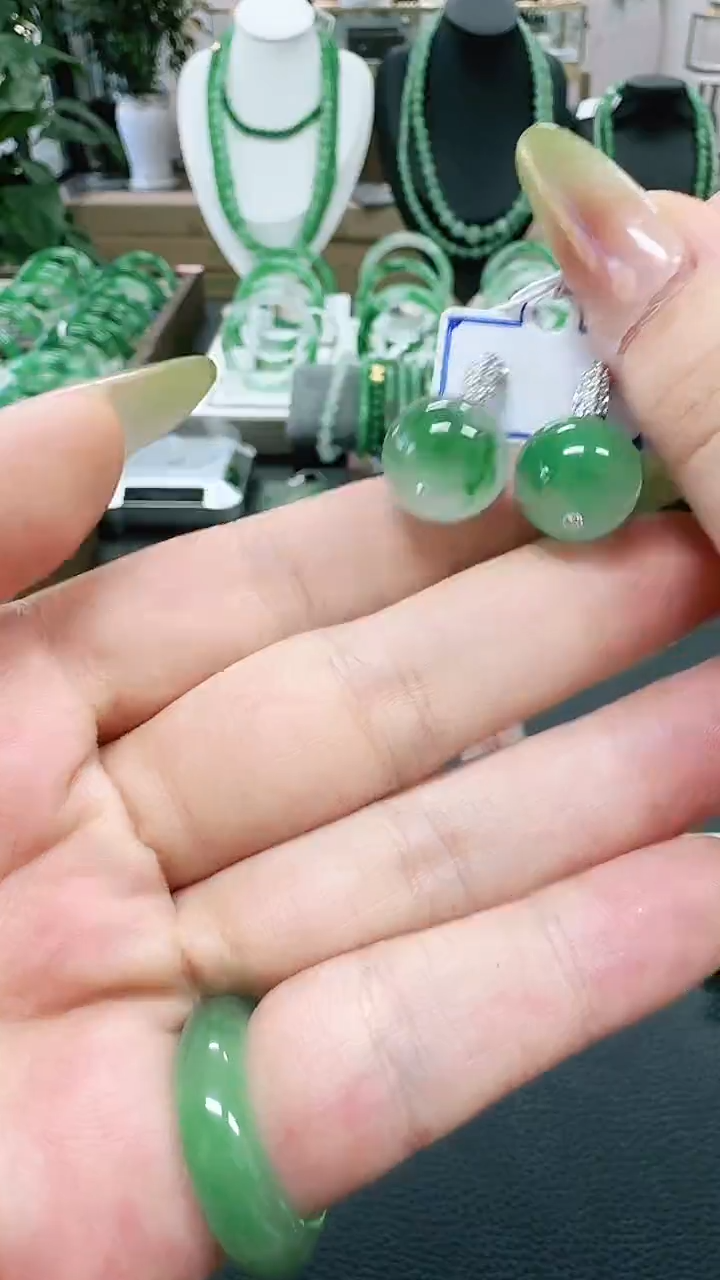 未镶嵌1石英质玉（非洲翠）/0264