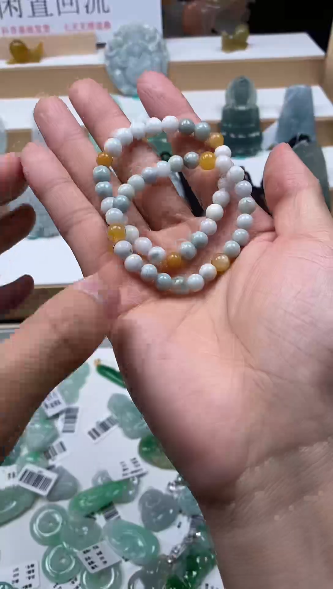 【闪购商品】翡翠颈饰未镶嵌28手串