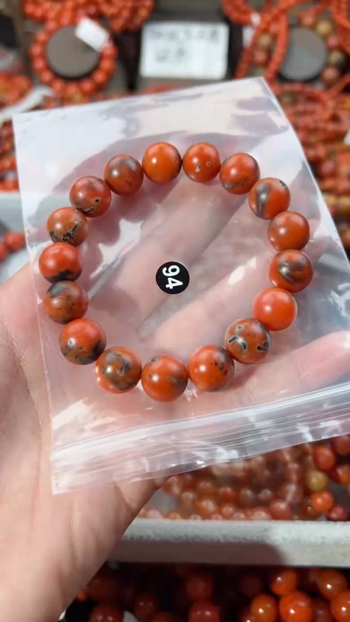 【闪购商品】南红玛瑙手串未镶嵌12+