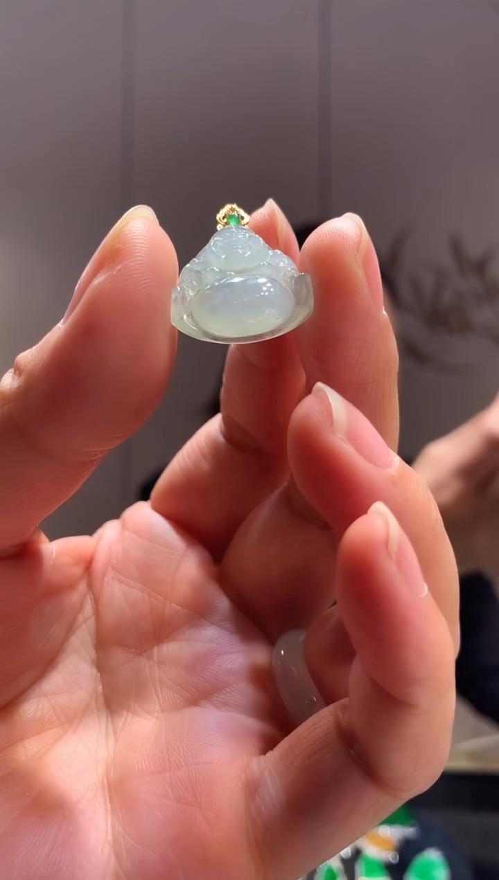 【闪购商品】翡翠吊坠(不含链)18K金镶嵌佛公 