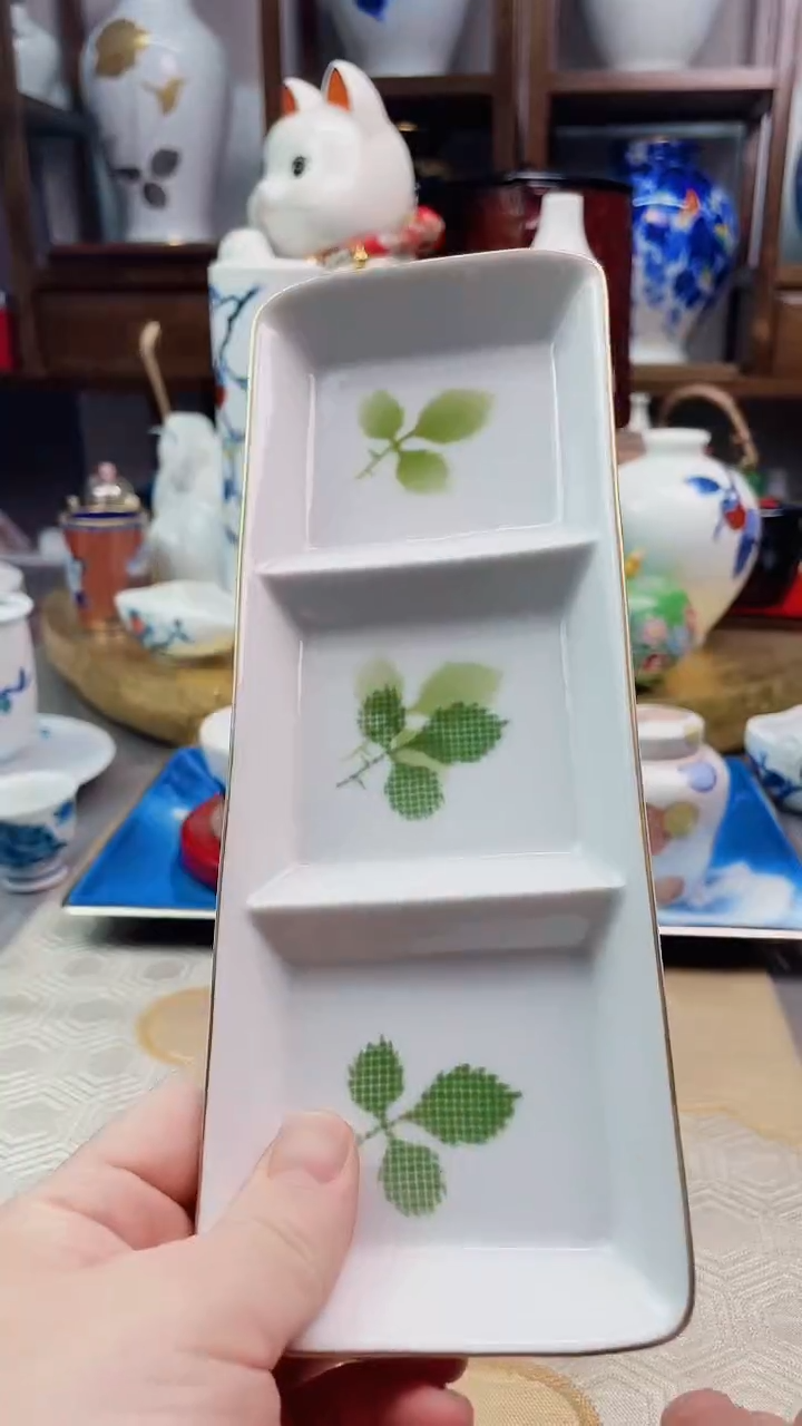 【闪购商品】盘深川制三格盘一一