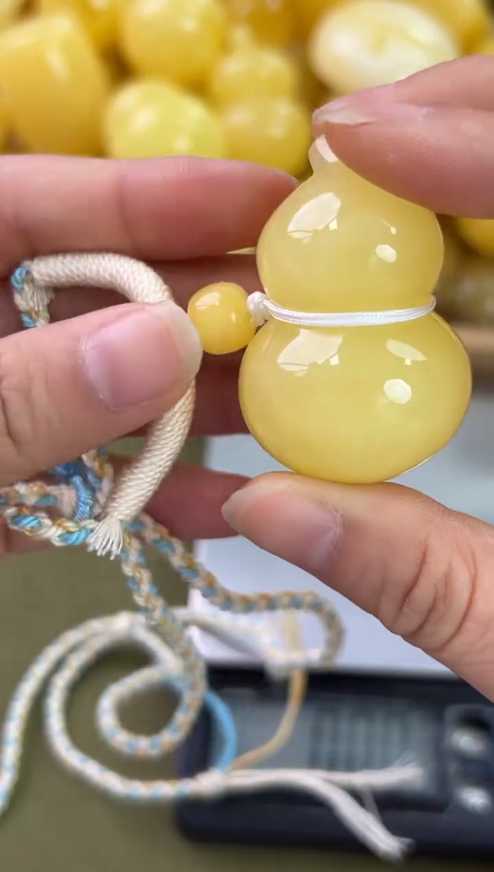 裸石琥珀未镶嵌琥珀蜜蜡吊坠