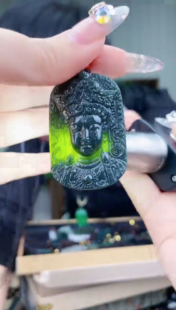 【闪购商品】和田玉挂件未镶嵌拍一发一，多样性发货！