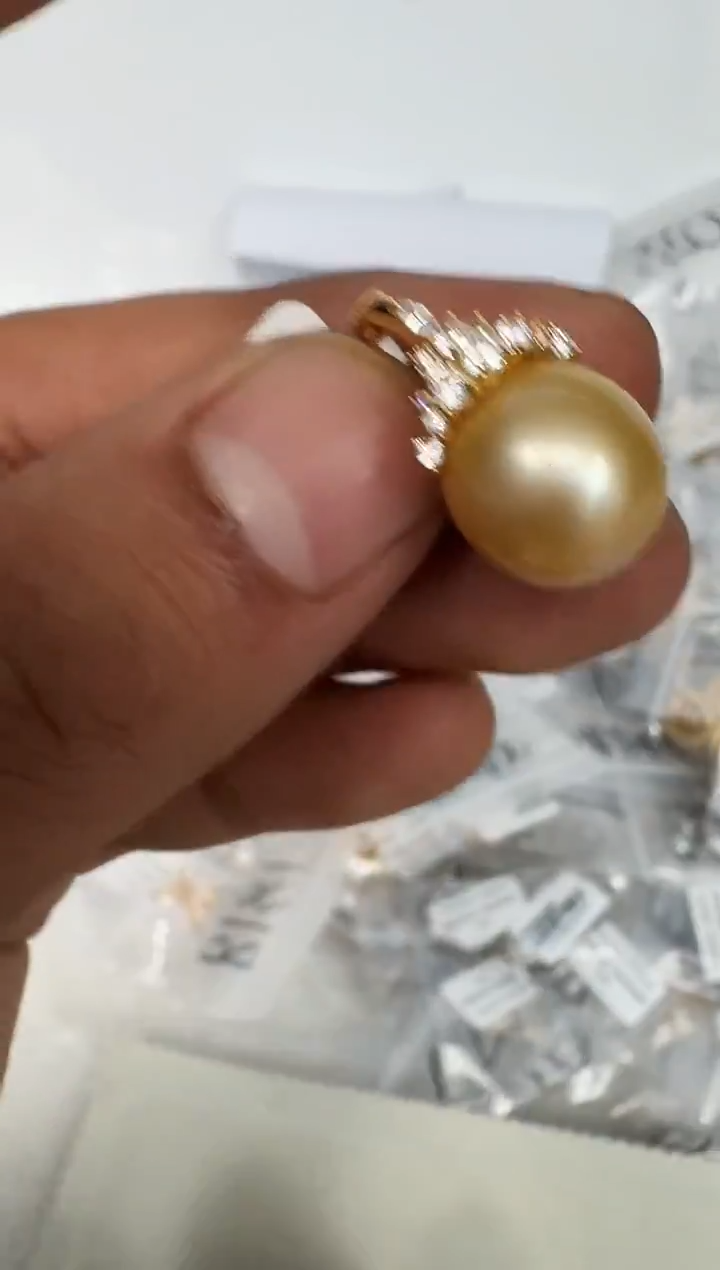 颈饰银S925镶嵌海水珍珠吊坠