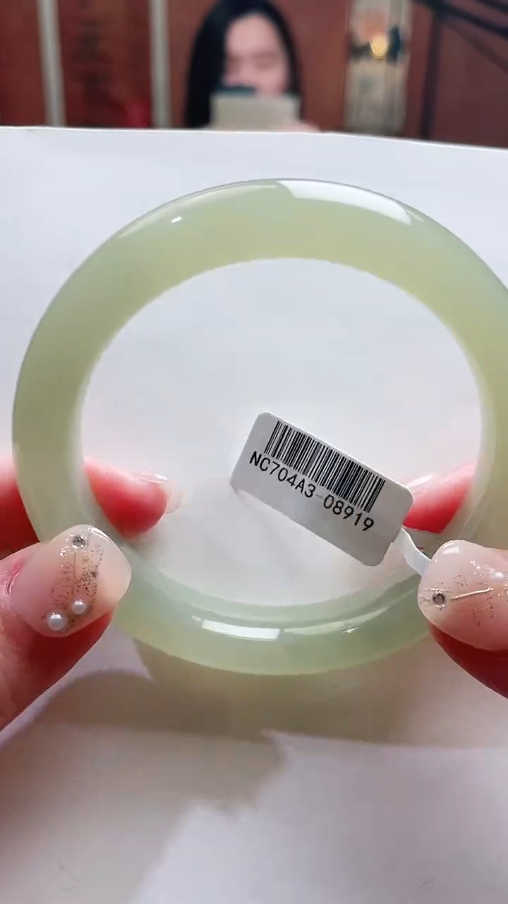 【闪购商品】和田玉手镯未镶嵌60圈口