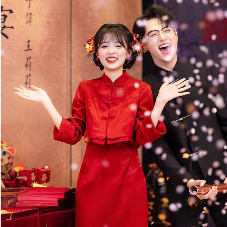 新中式订婚旗袍 新娘长袖敬酒服