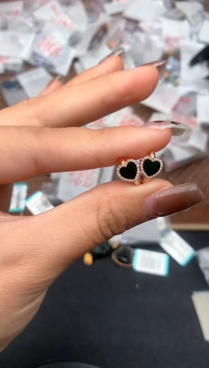 18K金镶嵌挂件翡翠—