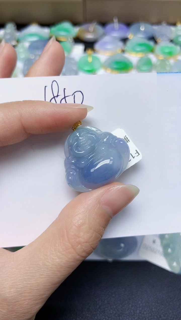 翡翠18K金镶嵌颈饰 天然缅甸翡翠A货