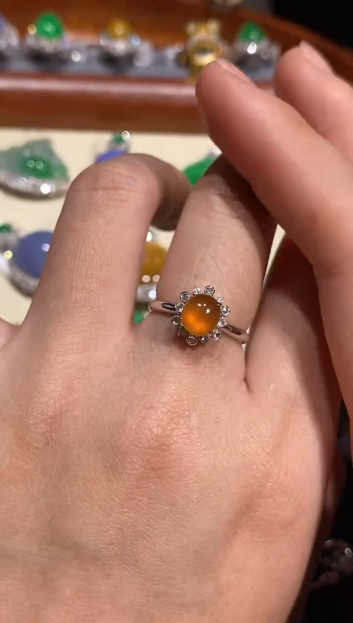 【闪购商品】翡翠戒指18K金镶嵌戒指