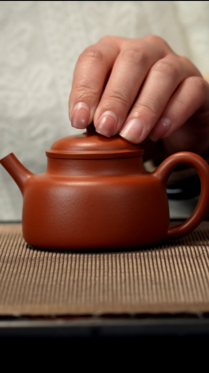 紫砂茶盏朱泥言心/130CC