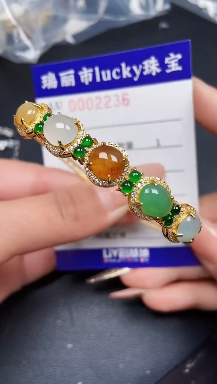 【闪购商品】翡翠颈饰银S925镶嵌2236