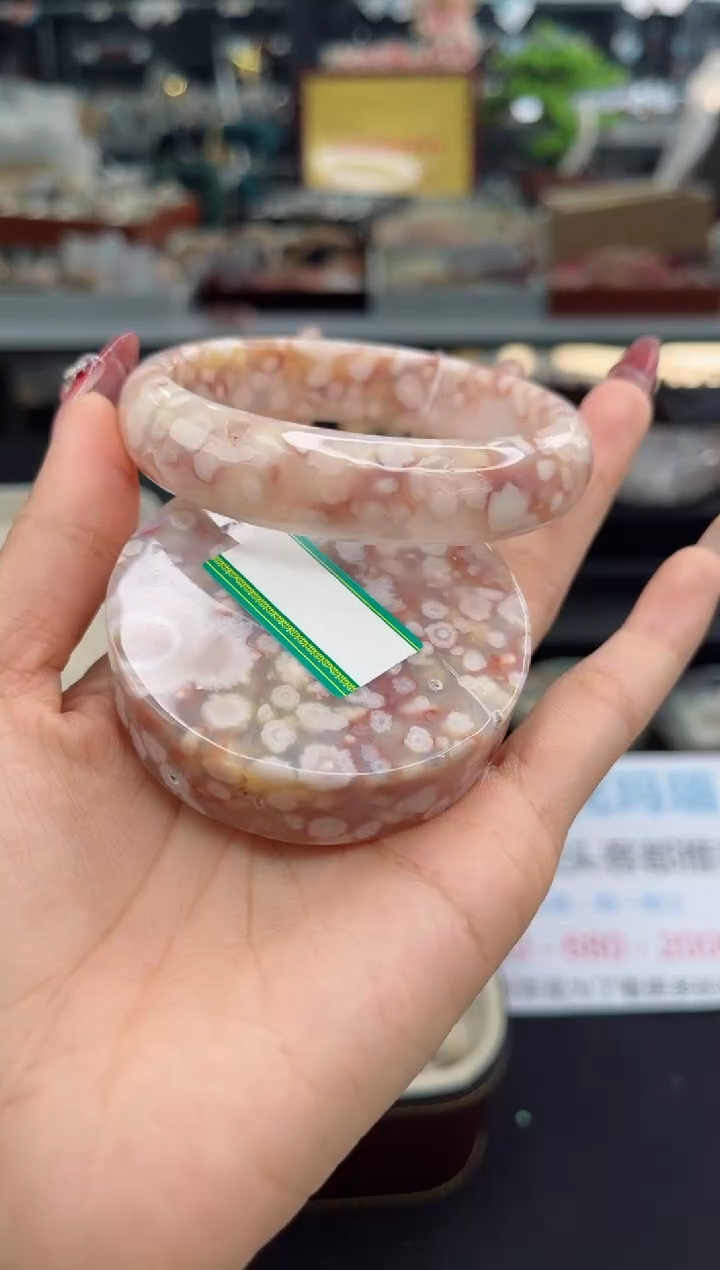 【闪购商品】石英质玉手镯未镶嵌61圈口（赠品镯心）6098