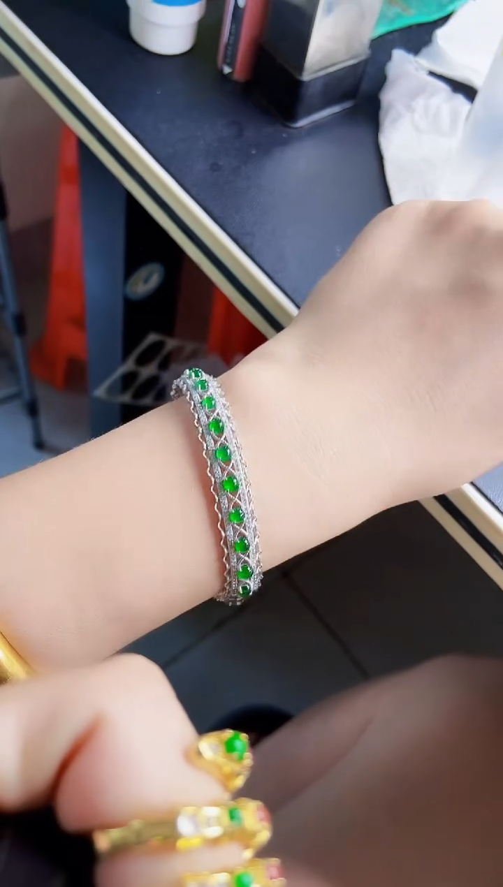 翡翠手镯银S925镶嵌12