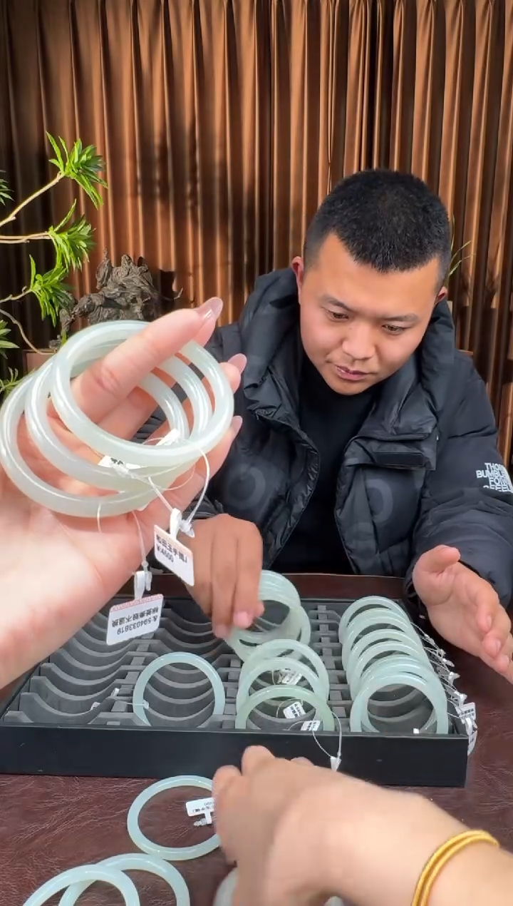 颈饰未镶嵌和田玉22英杰12.2多样性拍一发一54-59