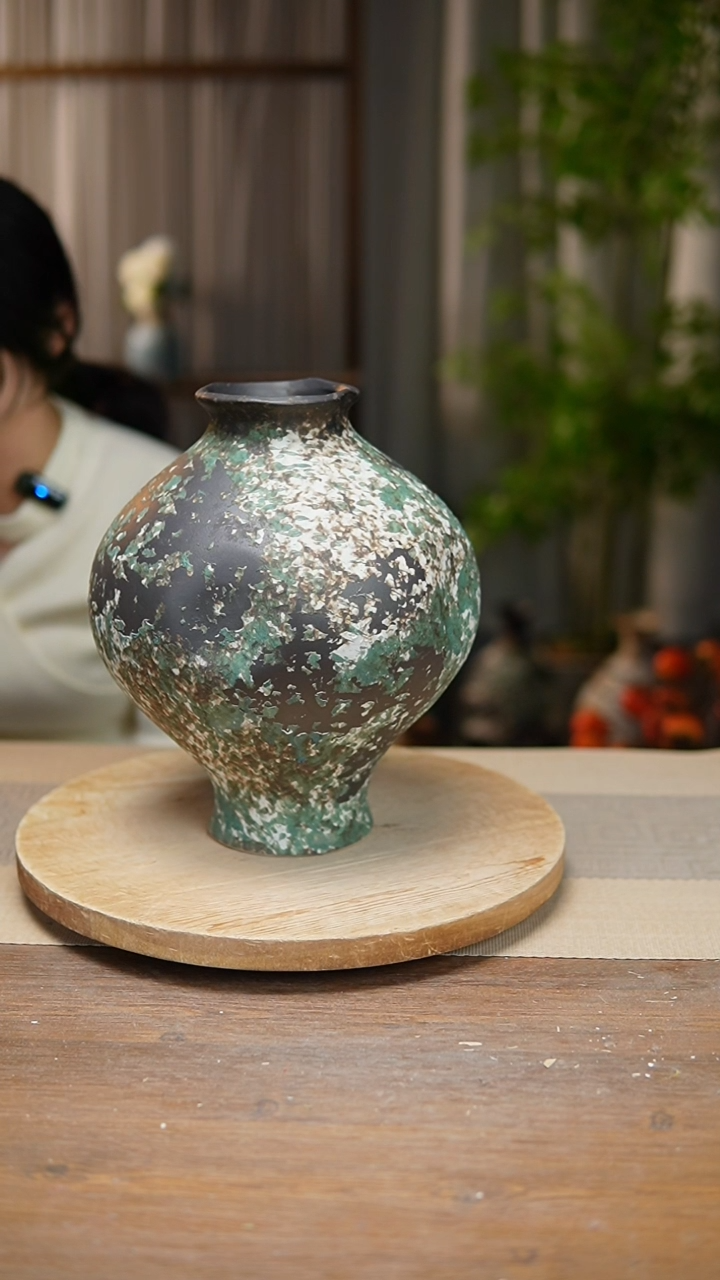 【闪购商品】陶瓷 花器涂鸦绿灯笼