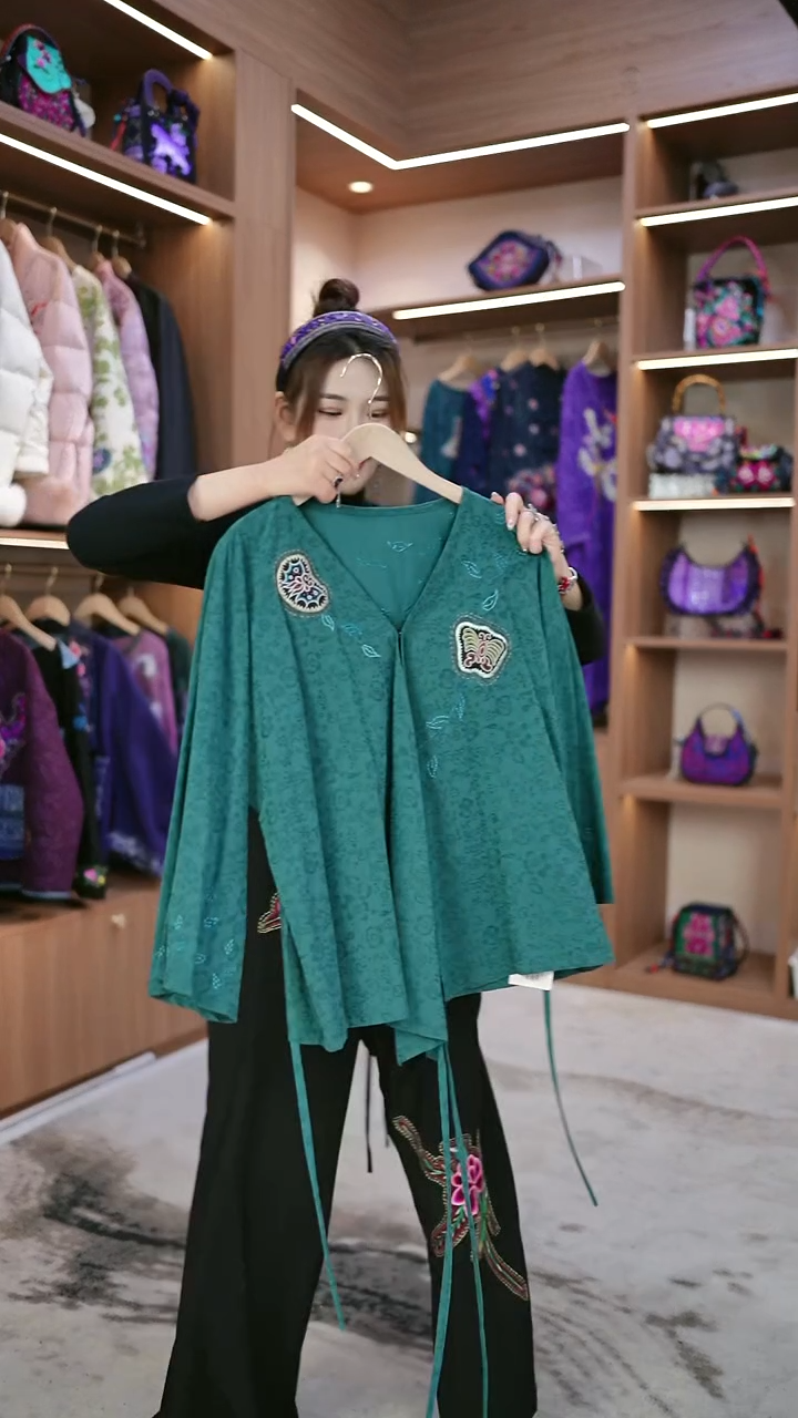 织绣L92黔东南苗族刺绣