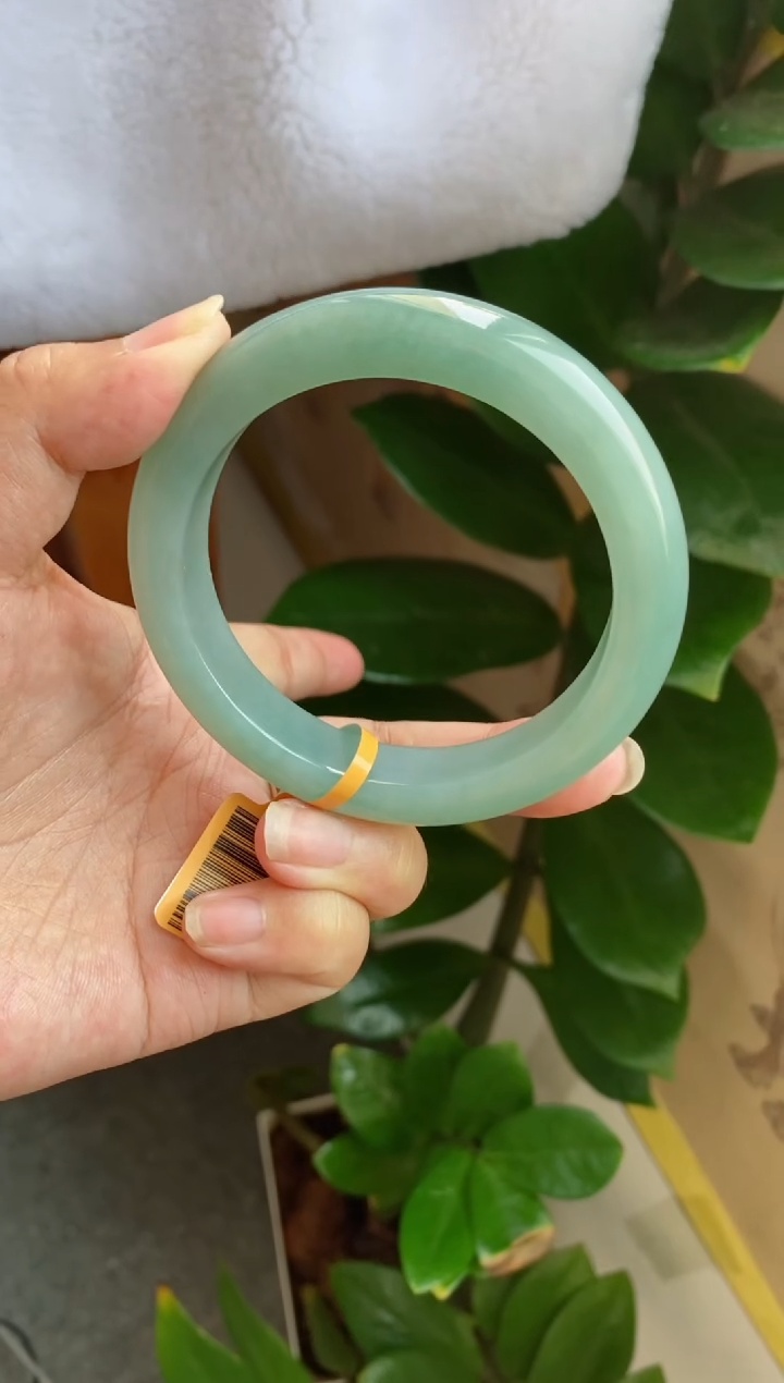 【闪购商品】翡翠手镯未镶嵌（强推）冰胶湖水绿12号