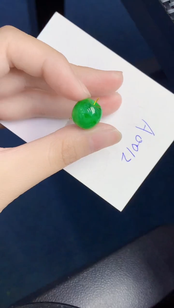 【闪购商品】翡翠颈饰未镶嵌0000000001