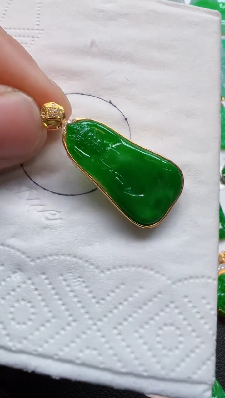 【闪购商品】定制翡翠18K金镶嵌5800元