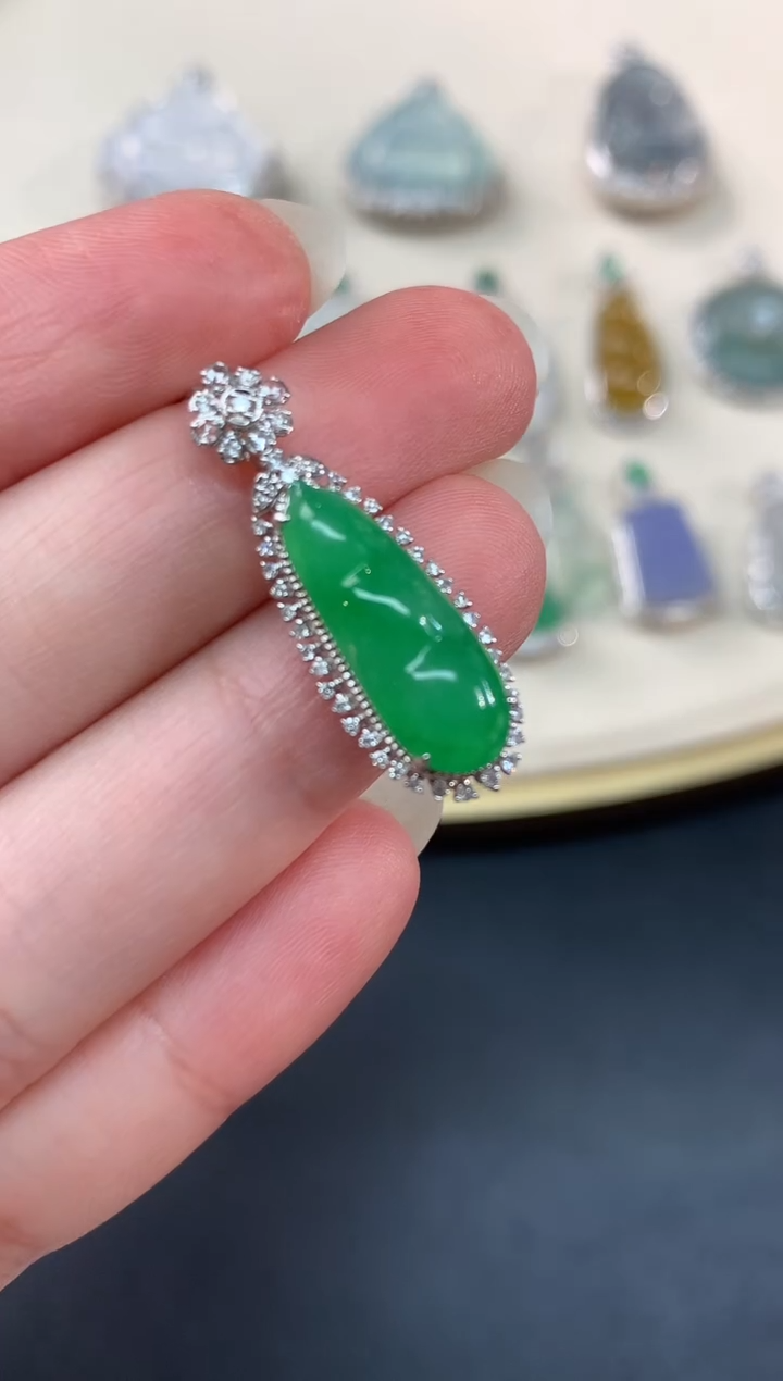 【闪购商品】翡翠吊坠(不含链)18K金镶嵌A123|6999